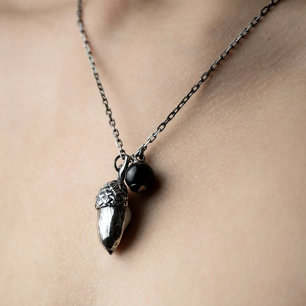 Acorn pendant