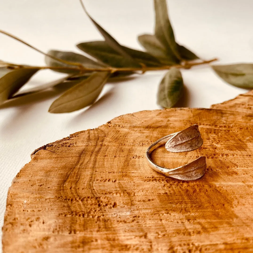 Funky Sterling Silver Ring - Fat Band with 2 Leaf