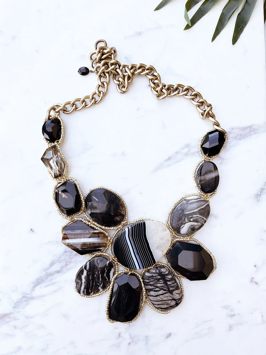 goddess necklace - black monochrome all