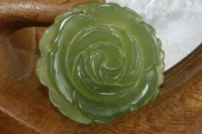 Mei Beautiful Flower Chinese Jade Pendant (P517)