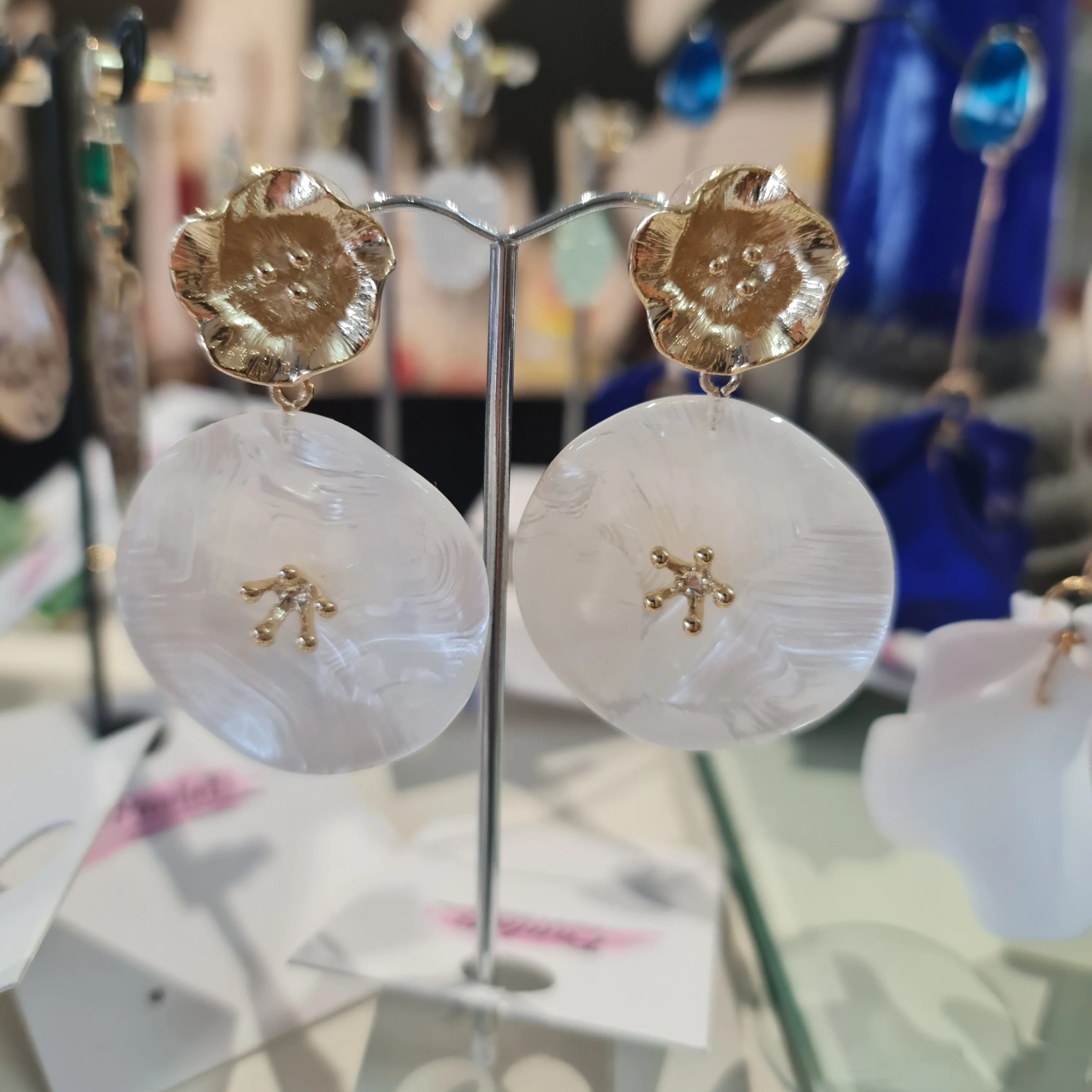 Mia Flower White Gold earrings