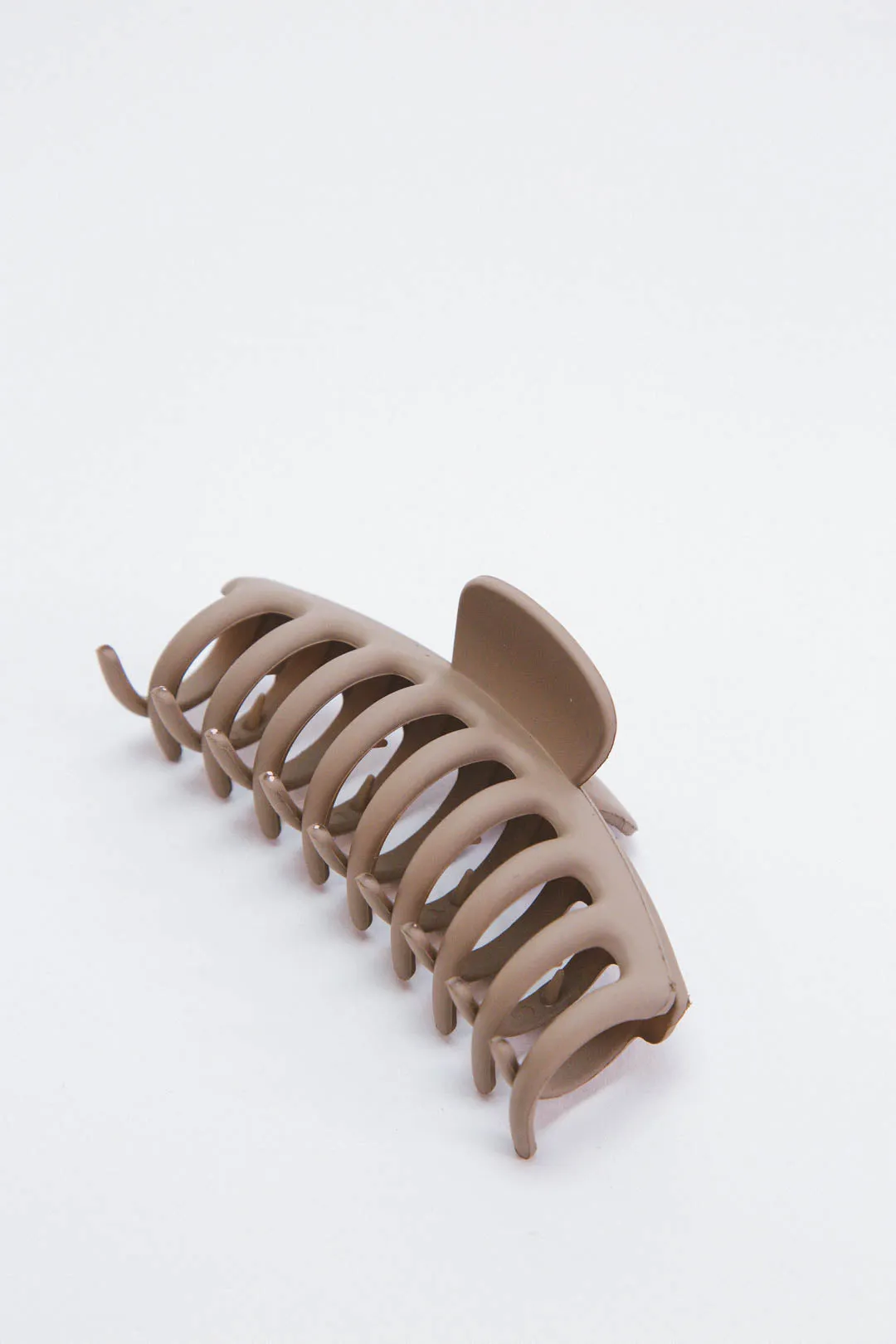 Oversized Claw Clip, Clay Beige