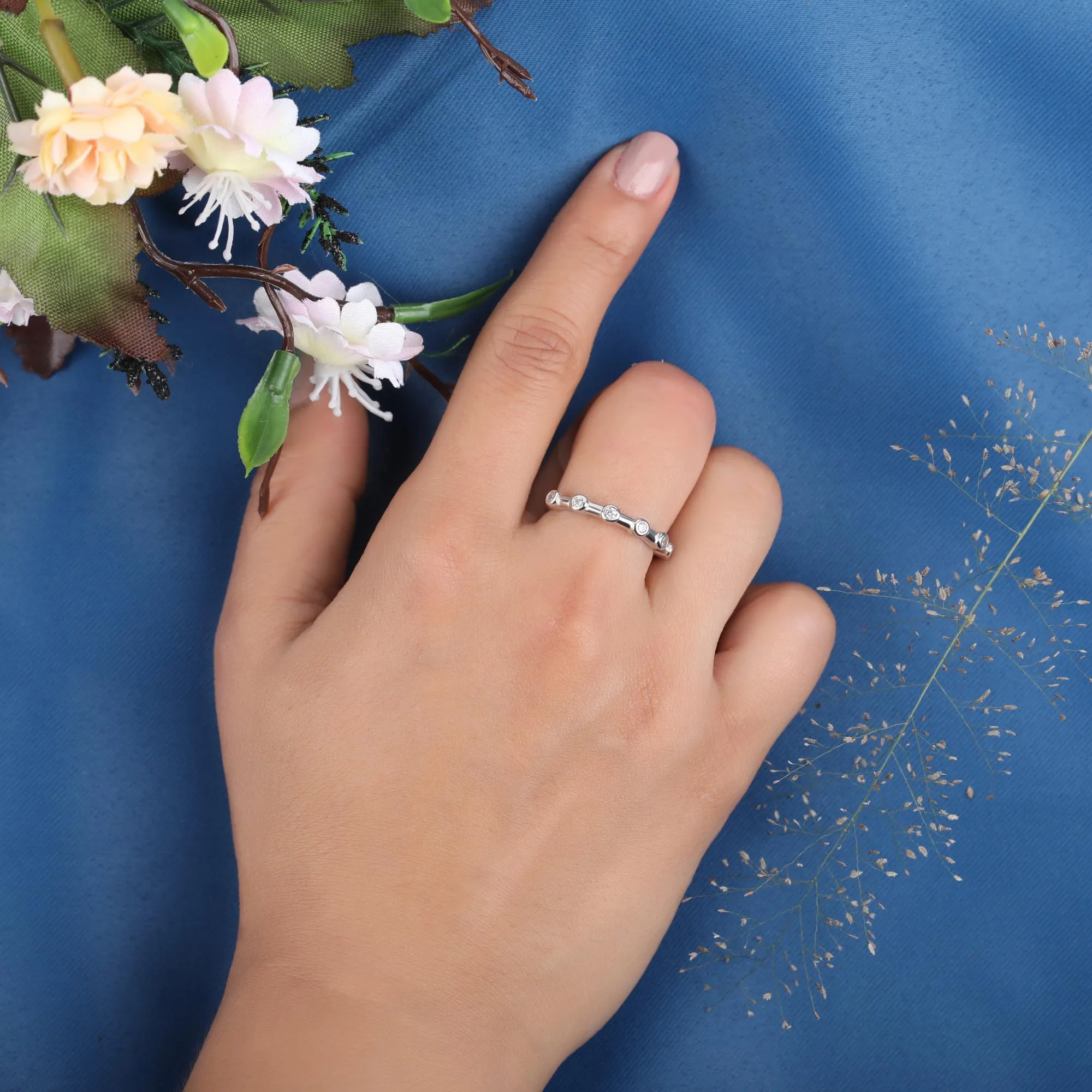 Round Diamond Dainty Ring/ Lab Grown Round Diamond Ring