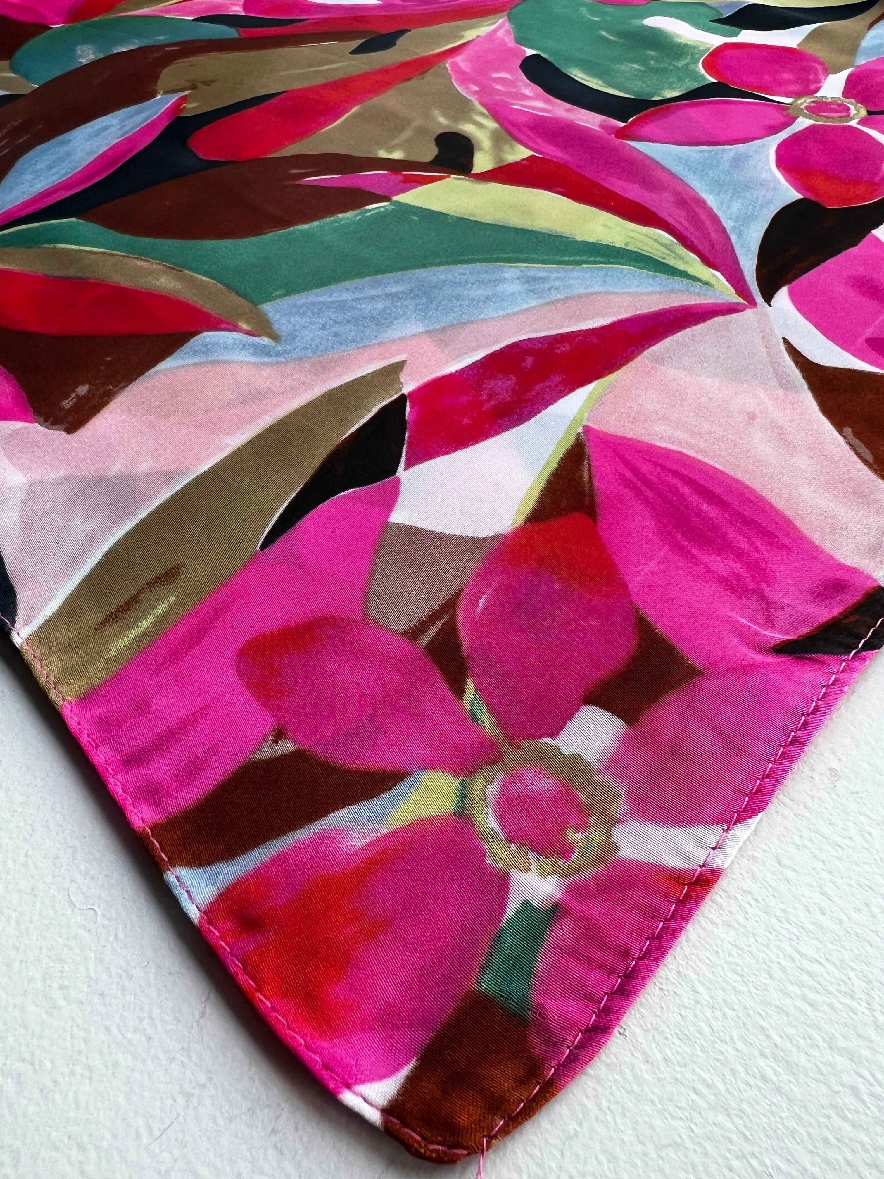 Silky Scarf | Miami Flowers