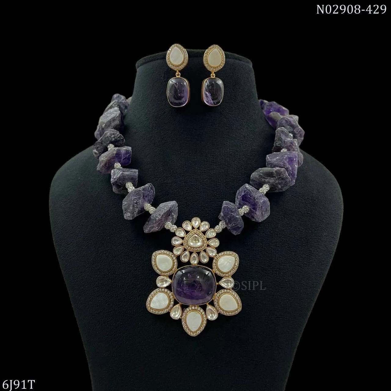 Victoria ,Elegant Statement  Agate stone Necklace Set for Women -RADHE001NSA